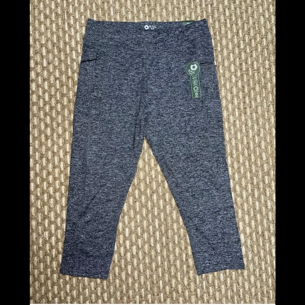 R.A.G. Women's 21”Capri Leggings Stretch Melange Zip Side Pockets Plus Sz 1X NWT